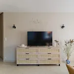 Apartment In Patio *