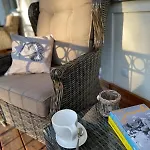 Apartment In Patio *