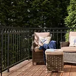 In Patio Jurata