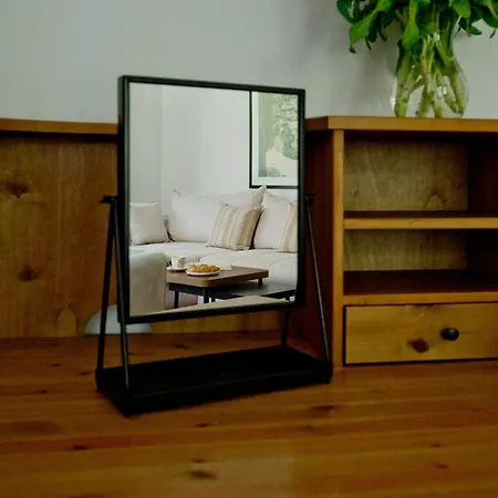 In Patio Daire Jurata