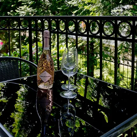 Daire In Patio *