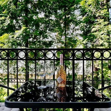 In Patio 아파트 예라타